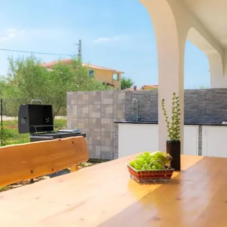 Prázdninový dům Kuca Mira