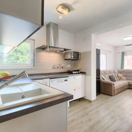 Kuca Mira Prázdninový dům Gajana