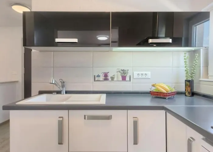 Kuca Mira Holiday home